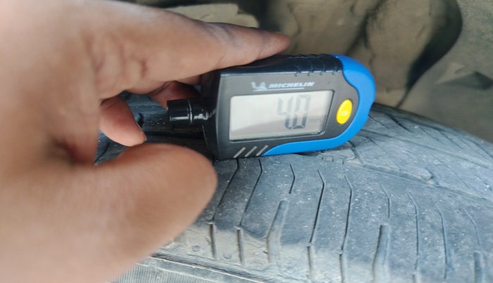 2016 Hyundai Creta S 1.4 DIESEL, Diesel, Manual, 1,22,779 km, tyre