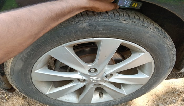 2012 Hyundai Verna FLUIDIC 1.6 VTVT SX OPT AT, Petrol, Automatic, 71,344 km, tyre