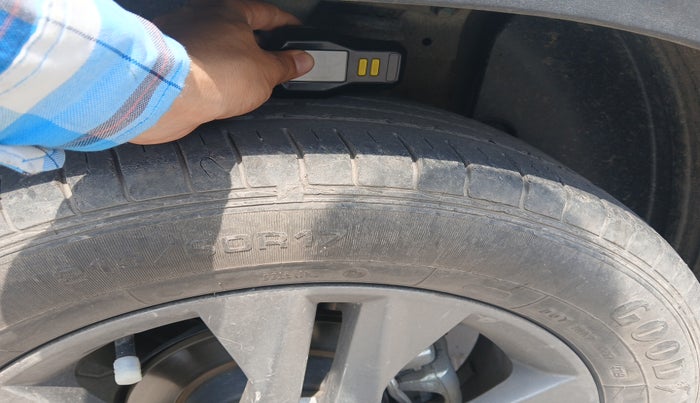 2019 KIA SELTOS HTX 1.5 PETROL, Petrol, Manual, 63,828 km, tyre