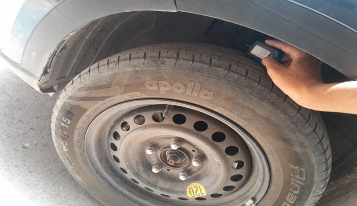 2020 Hyundai VENUE SX 1.5 CRDI, Diesel, Manual, 1,19,357 km, tyre