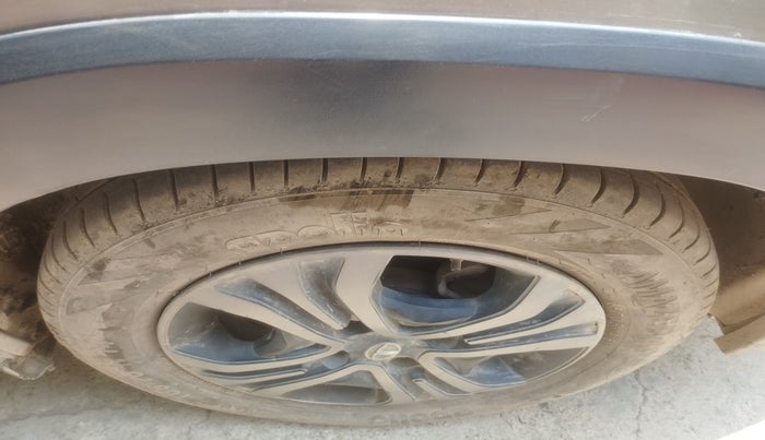 2019 Tata TIAGO NRG PETROL, Petrol, Manual, 52,668 km, tyre