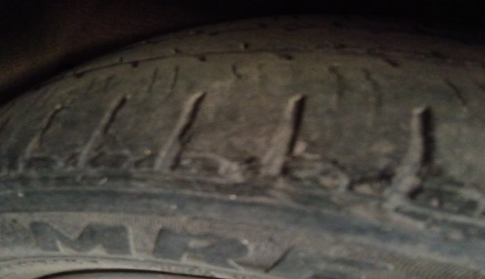 2011 Hyundai i20 MAGNA 1.2, Petrol, Manual, 85,871 km, tyre