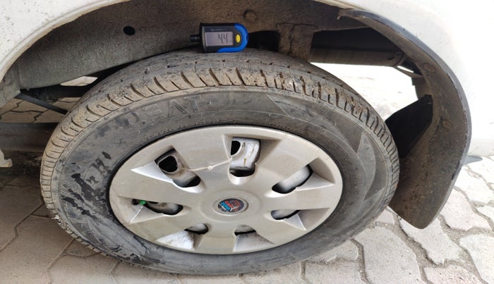 2018 Maruti Eeco 5 STR WITH A/C+HTR, Petrol, Manual, 84,958 km, tyre