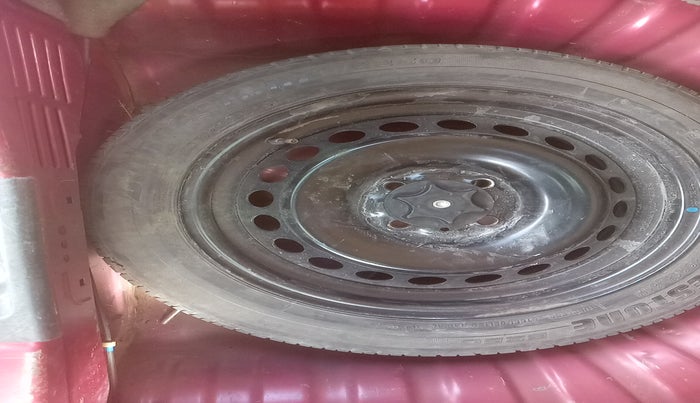 2012 Renault Pulse RXZ DIESEL, Diesel, Manual, 1,61,454 km, tyre