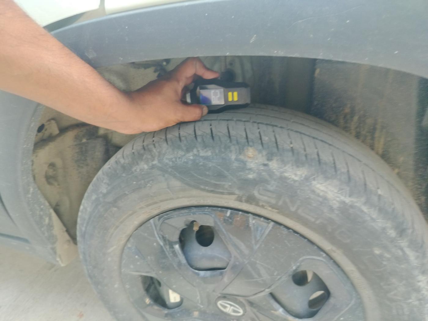 2023 Tata PUNCH ADVENTURE MT CNG , Petrol, Manual, 37,459 km, tyre