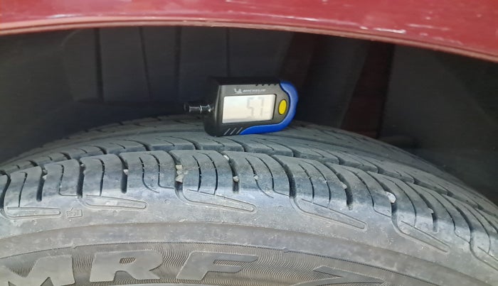 2017 Maruti Dzire ZXI PLUS, Petrol, Manual, 33,077 km, tyre