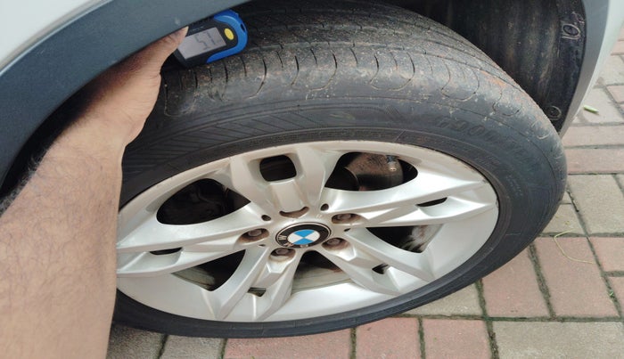 2011 BMW X1 sDrive20d, Diesel, Automatic, 1,22,752 km, tyre