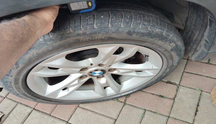 2011 BMW X1 sDrive20d, Diesel, Automatic, 1,22,752 km, tyre