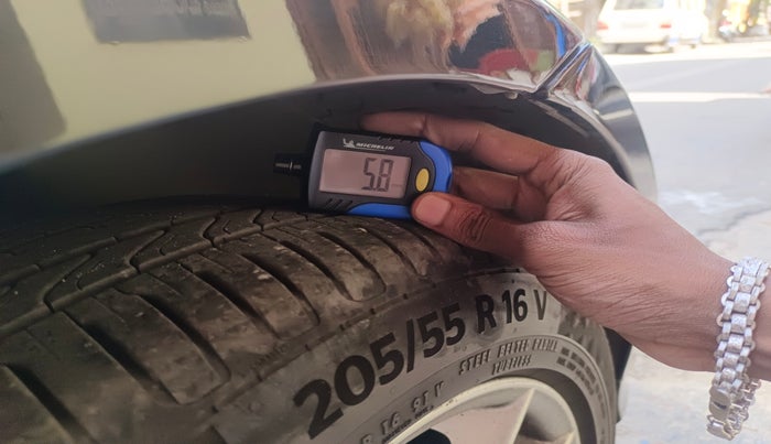 2012 BMW 3 Series 320d, Diesel, Automatic, 48,520 km, tyre