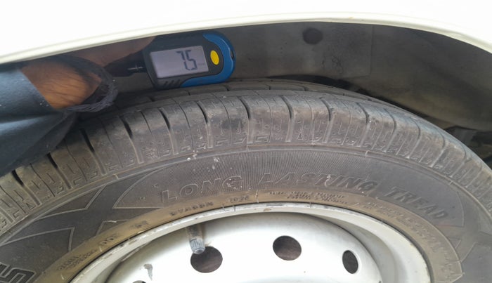 2011 Maruti Alto LXI, Petrol, Manual, 1,46,053 km, tyre