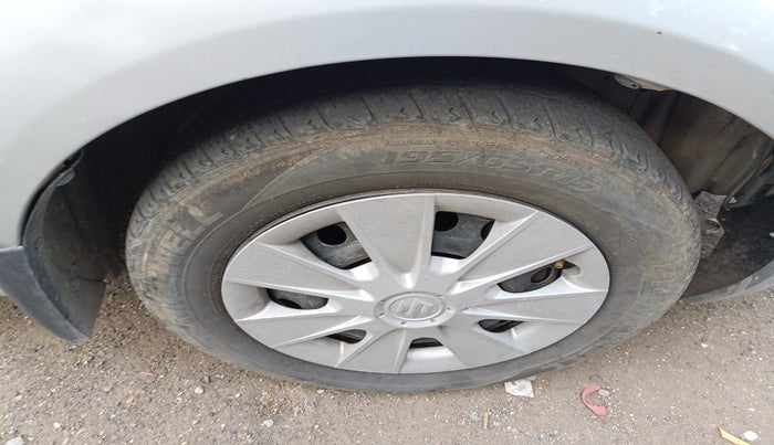 2011 Maruti SX4 VDI, Diesel, Manual, 1,10,261 km, tyre