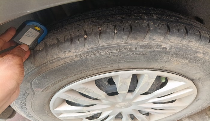 2019 Maruti Dzire VXI AMT, Petrol, Automatic, 51,639 km, tyre