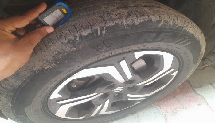 2022 Maruti BREZZA ZXI + SMART HYBRID, Petrol, Manual, 40,513 km, tyre