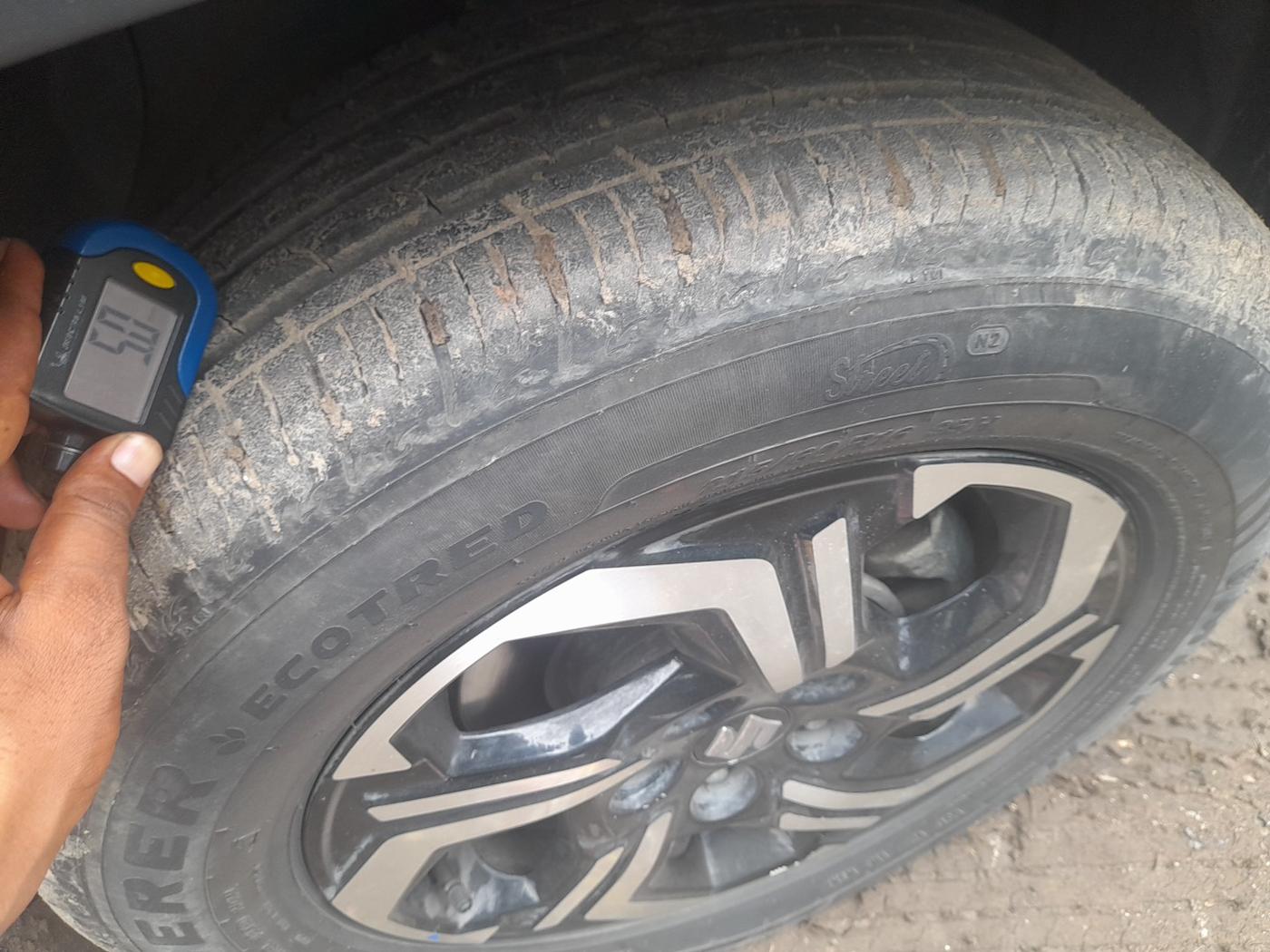 2022 Maruti BREZZA ZXI + SMART HYBRID, Petrol, Manual, 40,513 km, tyre