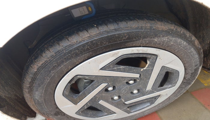 2024 Hyundai GRAND I10 NIOS SPORTZ AMT 1.2 KAPPA VTVT, Petrol, Automatic, 2,717 km, tyre