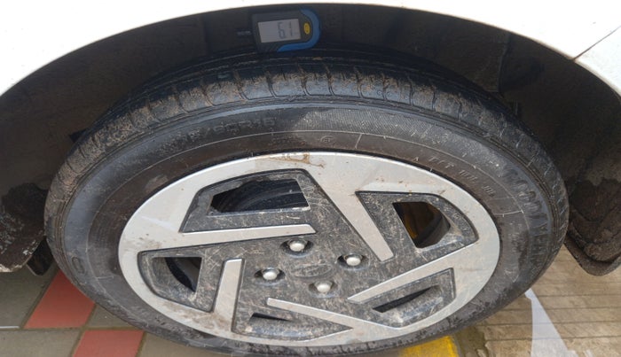 2024 Hyundai GRAND I10 NIOS SPORTZ AMT 1.2 KAPPA VTVT, Petrol, Automatic, 2,717 km, tyre