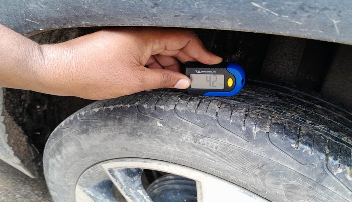 2023 Tata PUNCH ACCOMPLISHED DAZZLE SUNROOF CNG MT, Petrol, Manual, 43,815 km, tyre