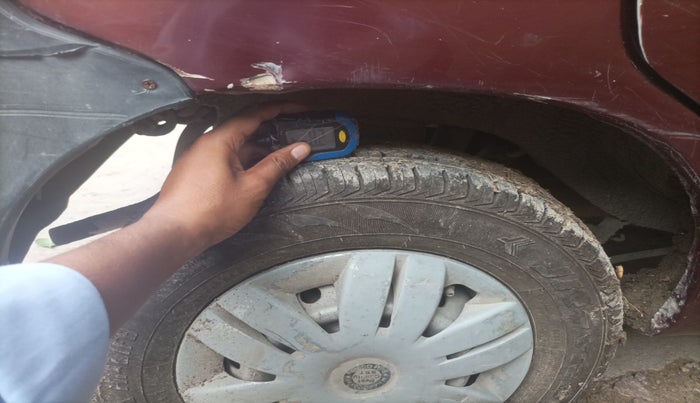 2010 Maruti Alto LXI, Petrol, Manual, 1,29,904 km, tyre