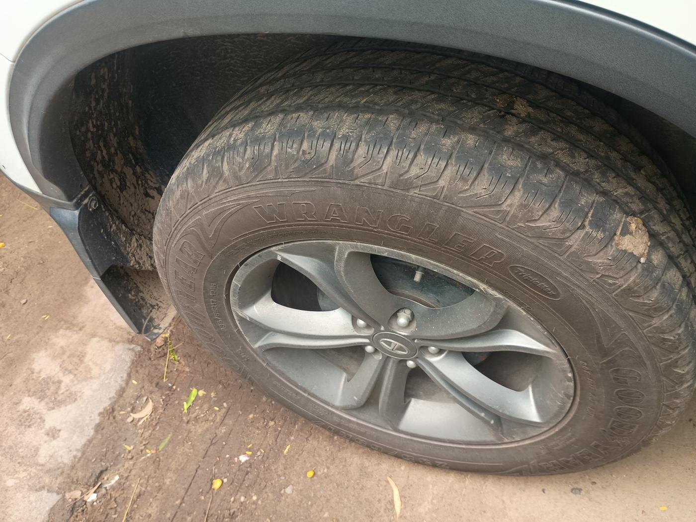 2021 Tata Harrier XT PLUS 2.0L KRYOTEC, Diesel, Manual, 95,716 km, tyre