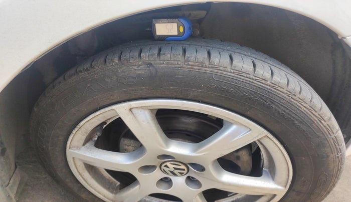 2013 Volkswagen Vento COMFORTLINE TSI AT PETROL, Petrol, Automatic, 83,640 km, tyre