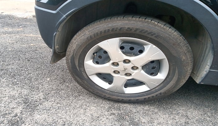 2023 Mahindra XUV300 W6 1.2 PETROL, Petrol, Manual, 7,147 km, tyre