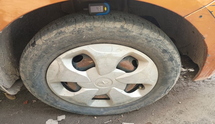 2018 Tata Tiago XT PETROL, Petrol, Manual, 66,000 km, tyre