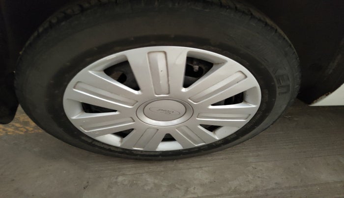 2011 Ford Figo ZXI 1.4 DIESEL, Diesel, Manual, 89,415 km, tyre