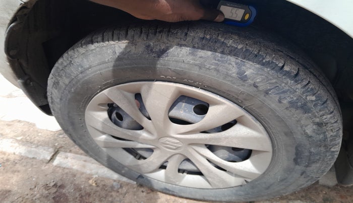 2018 Maruti Swift VXI, Petrol, Manual, 35,772 km, tyre
