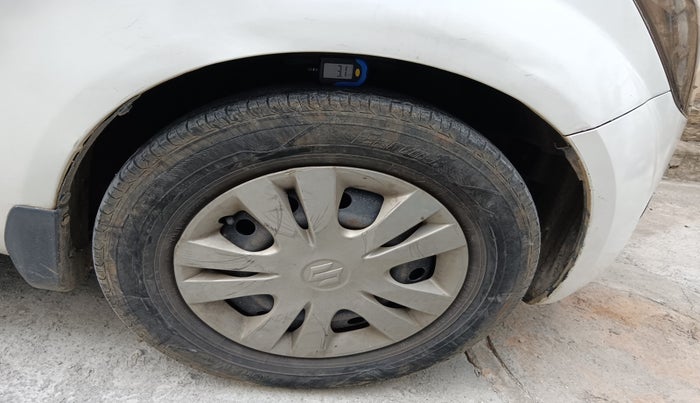 2010 Maruti Ritz VDI, Diesel, Manual, 1,16,207 km, tyre