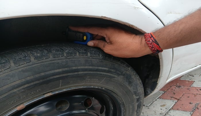 2011 Maruti Ritz VDI, Diesel, Manual, 1,25,407 km, tyre