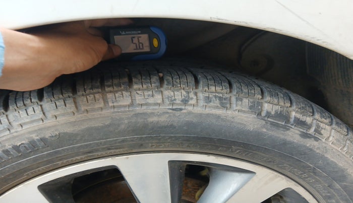 2015 Hyundai Verna 1.6 S(O) CRDI AT, Diesel, Automatic, 1,25,744 km, tyre