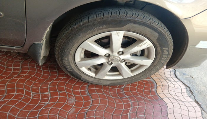 2011 Nissan Sunny XV PETROL, Petrol, Manual, 1,10,494 km, tyre