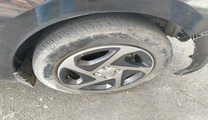 2021 Hyundai Verna S PLUS 1.5 VTVT, Petrol, Manual, 56,632 km, tyre