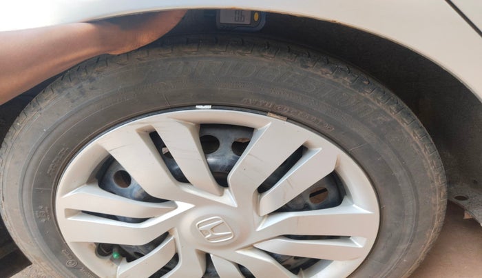 2014 Honda City 1.5L I-DTEC SV, Diesel, Manual, 1,05,280 km, tyre