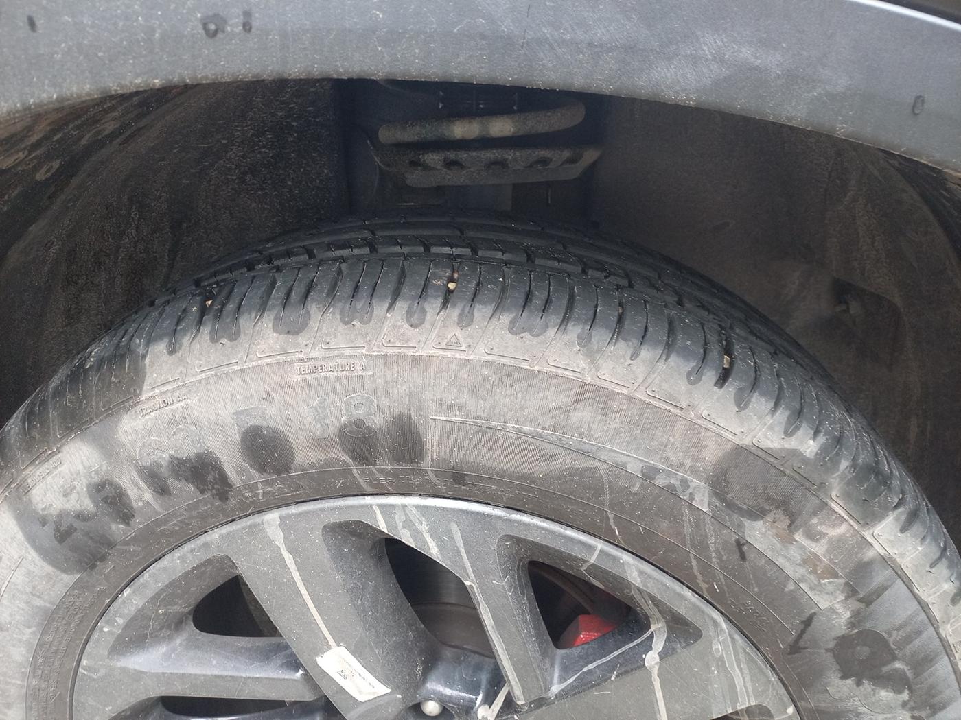 2023 Tata Harrier XZA PLUS RED DARK EDITION , Diesel, Automatic, 20,101 km, tyre