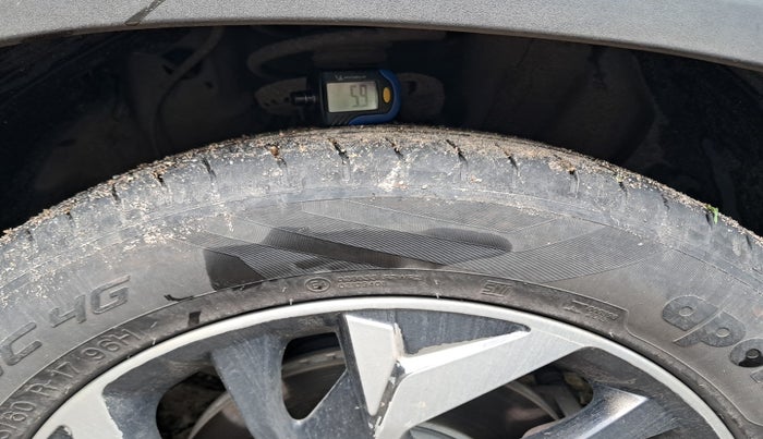 2021 Hyundai Creta SX 1.5 PETROL, Petrol, Manual, 29,830 km, tyre