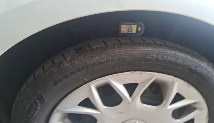 2016 Ford New Figo TREND 1.2 PETROL, Petrol, Manual, 1,19,780 km, tyre
