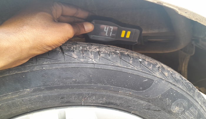 2022 Maruti Alto LXI O, Petrol, Manual, 33,272 km, tyre