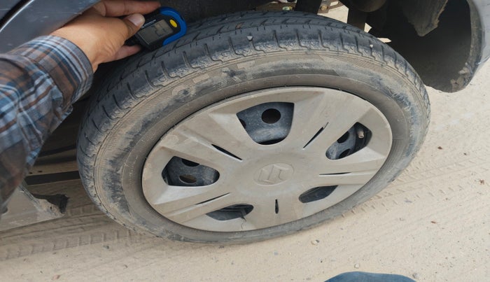 2014 Maruti Wagon R 1.0 VXI, Petrol, Manual, 81,096 km, tyre
