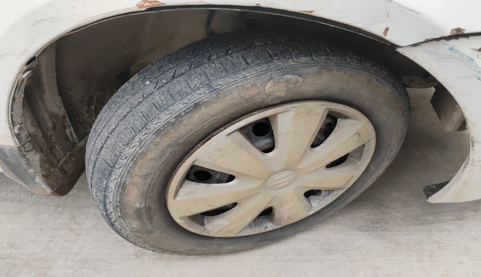2011 Maruti Swift Dzire VDI, Diesel, Manual, 1,50,469 km, tyre