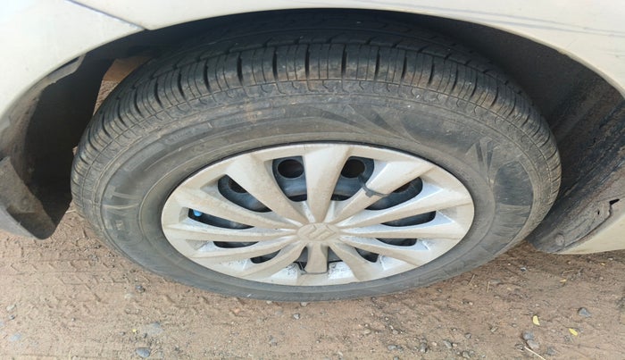 2010 Maruti Swift Dzire VDI, Diesel, Manual, 1,82,191 km, tyre