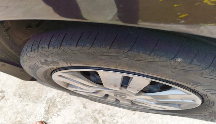 2015 Honda City 1.5L I-VTEC SV, Petrol, Manual, 92,720 km, tyre