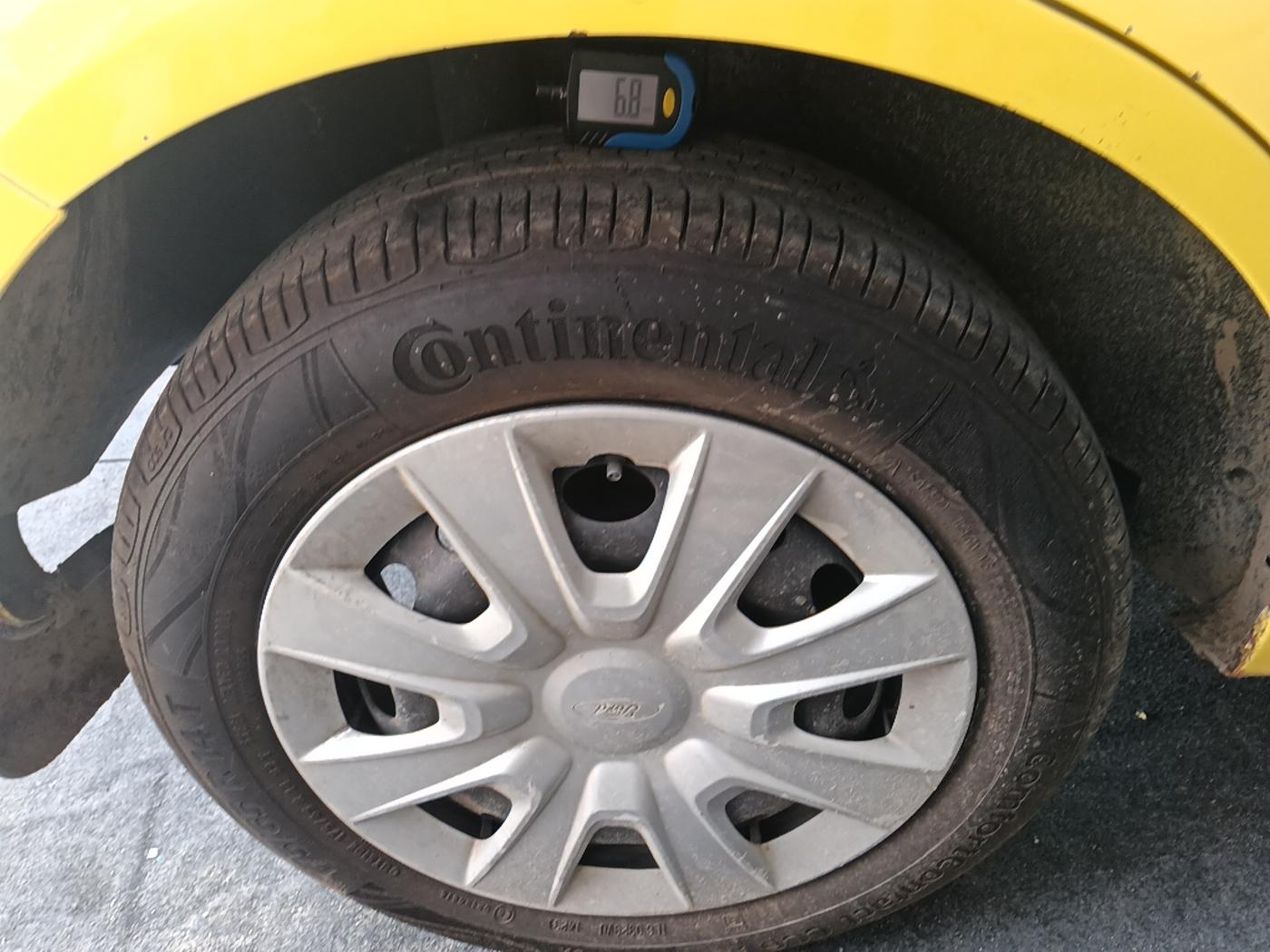 2014 Ford Figo ZXI 1.4 DIESEL, Diesel, Manual, 1,25,997 km, tyre