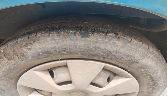 2010 Maruti A Star VXI, Petrol, Manual, 70,969 km, tyre