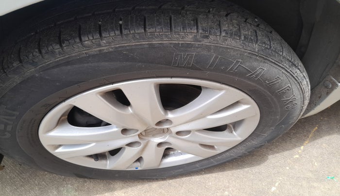 2018 Maruti Ertiga ZXI+, Petrol, Manual, 30,925 km, tyre