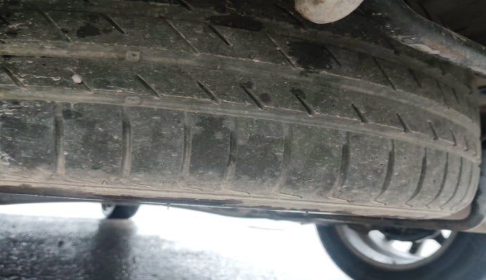 2023 Maruti XL6 ZETA CNG, Petrol, Manual, 50,187 km, tyre