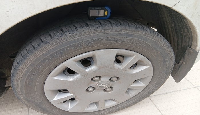 2012 Hyundai i20 MAGNA (O) 1.2, Petrol, Manual, 95,709 km, tyre