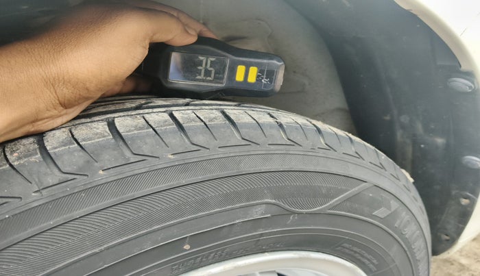 2012 Maruti Swift Dzire VDI, Diesel, Manual, 1,45,203 km, tyre