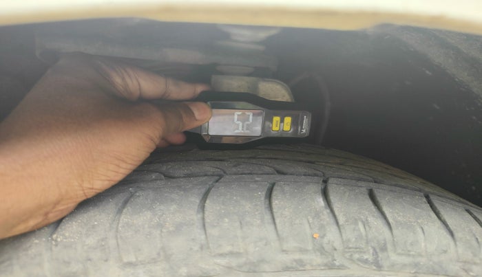 2018 Mahindra MARAZZO M8 7 STR, Diesel, Manual, 79,528 km, tyre