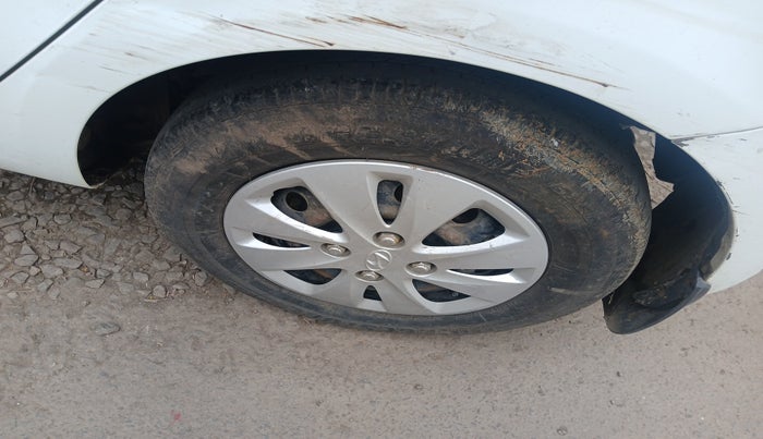 2011 Hyundai i10 SPORTZ 1.2, Petrol, Manual, 78,708 km, tyre